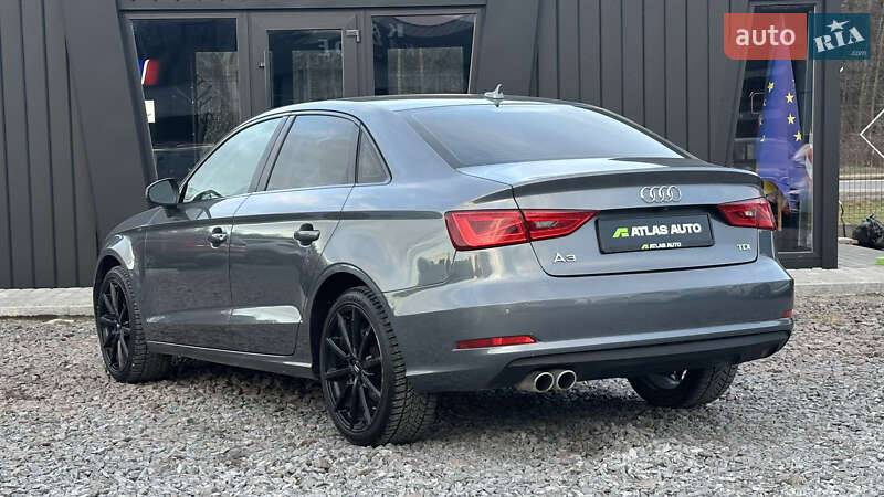 Седан Audi A3 2014 в Львове