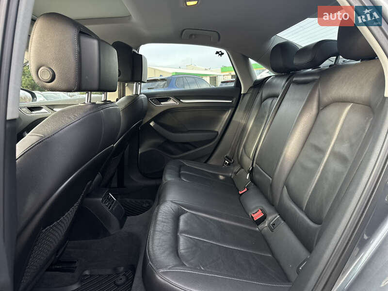 Седан Audi A3 2014 в Львове