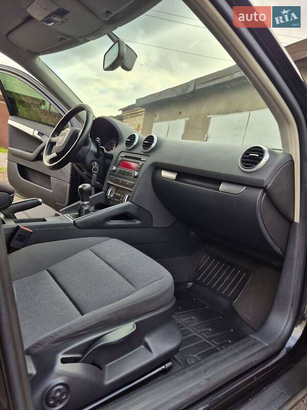 Хэтчбек Audi A3 2009 в Кривом Роге фото 12 Хэтчбек Audi A3 2009 в Кривом Роге