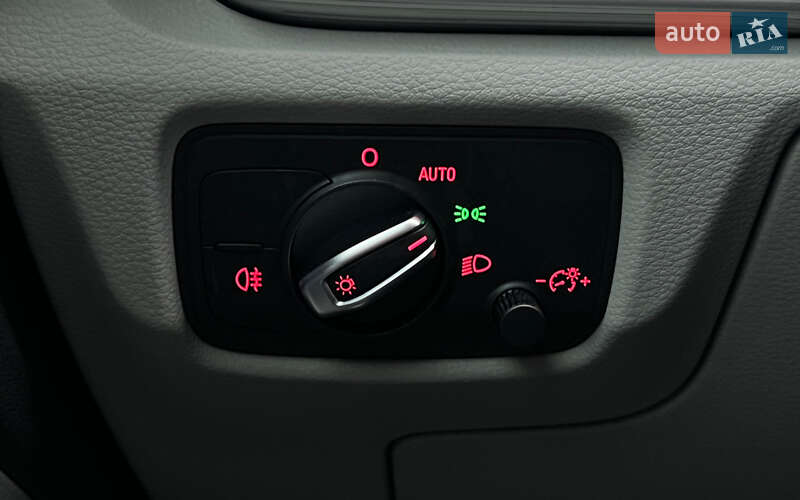 Седан Audi A3 2014 в Львові