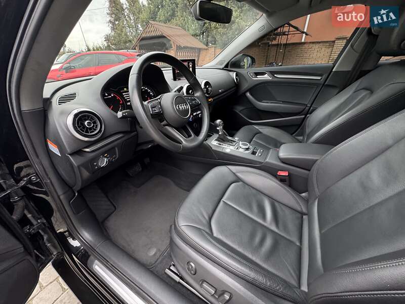 Седан Audi A3 2018 в Виннице