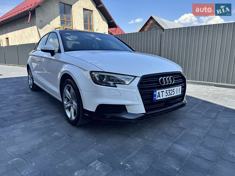 Седан Audi A3 2017 в Коломые