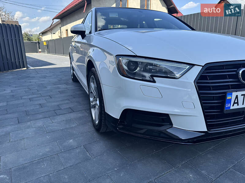 Седан Audi A3 2017 в Коломые