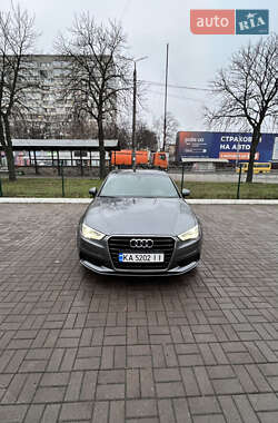 Седан Audi A3 2015 в Киеве