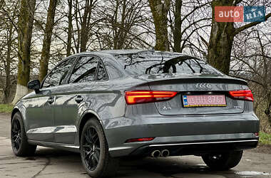 Седан Audi A3 2017 в Рівному