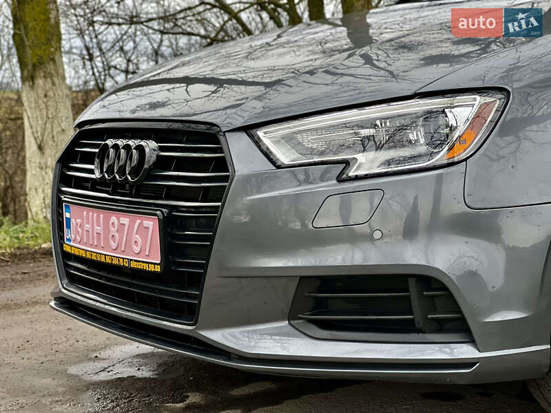 Седан Audi A3 2017 в Рівному
