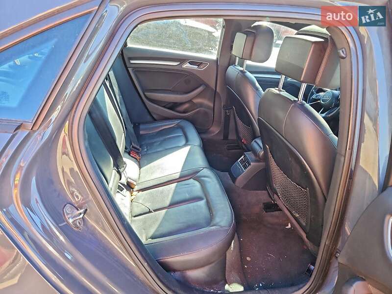 Седан Audi A3 2016 в Львове