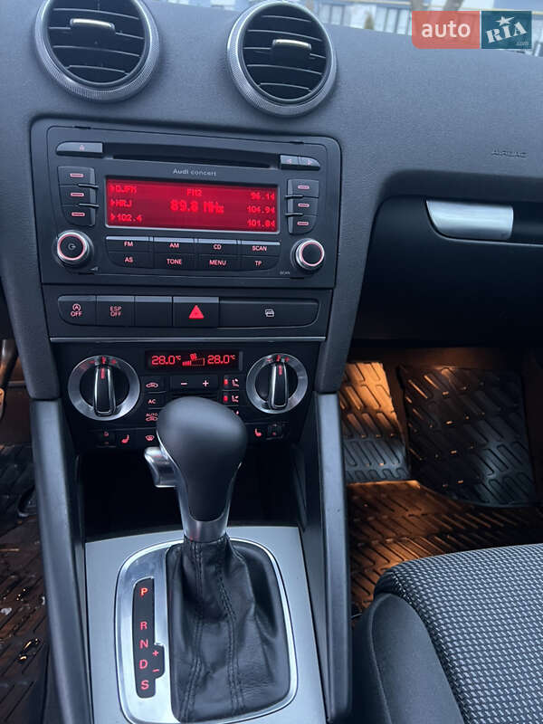 Хэтчбек Audi A3 2009 в Луцке