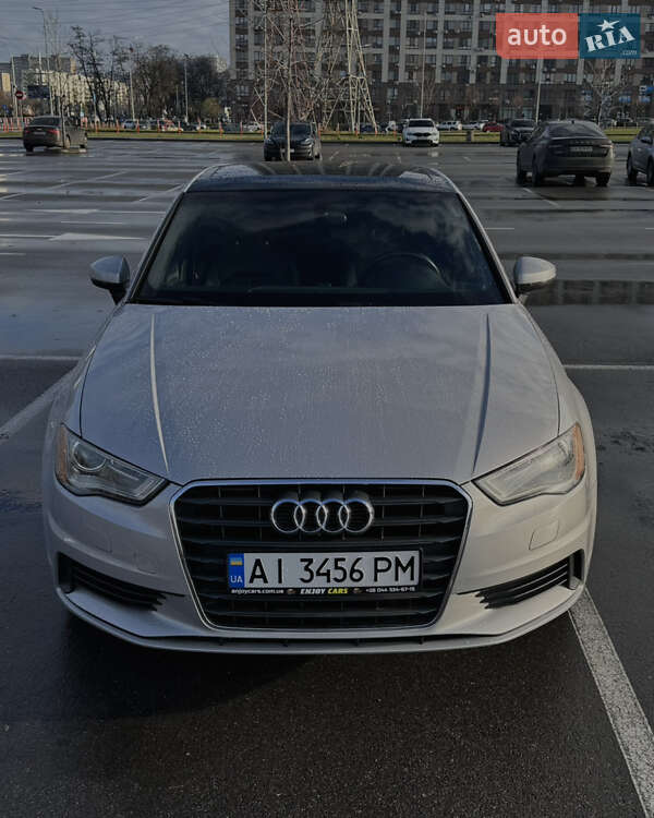 Седан Audi A3 2014 в Киеве
