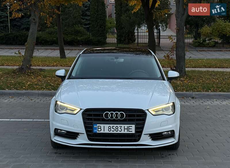 Седан Audi A3 2016 в Черкассах