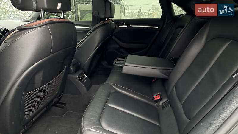 Седан Audi A3 2017 в Ізюмі