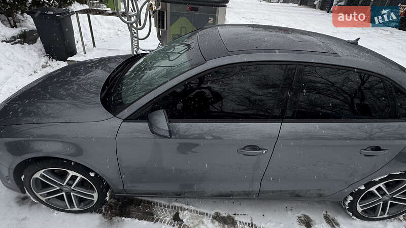 Седан Audi A3 2017 в Ізюмі
