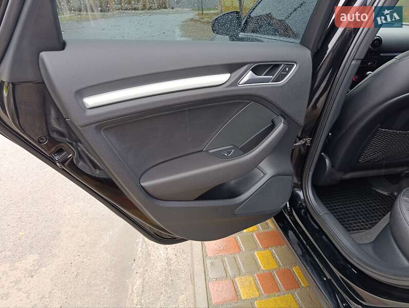 Седан Audi A3 2015 в Білгороді-Дністровському