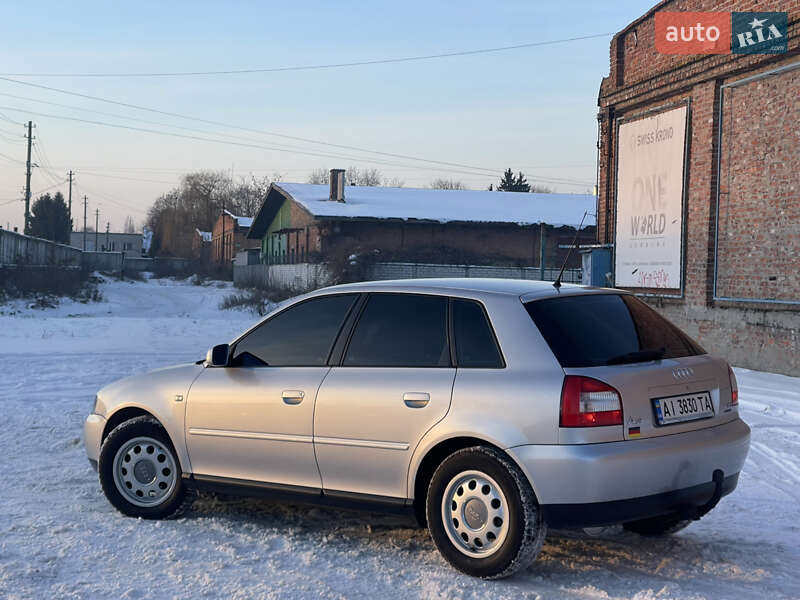Хэтчбек Audi A3 2001 в Чернигове