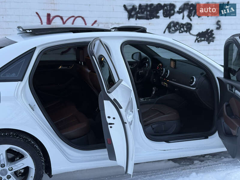 Седан Audi A3 2017 в Чернигове