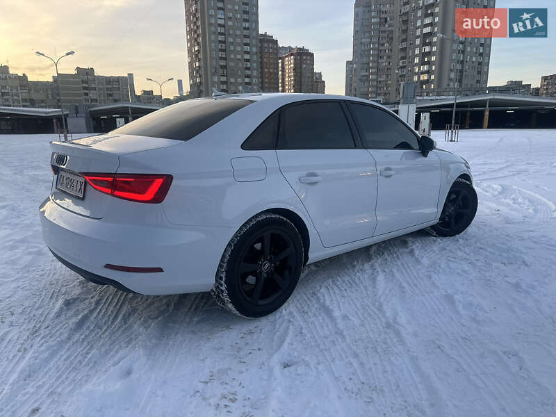 Седан Audi A3 2014 в Києві