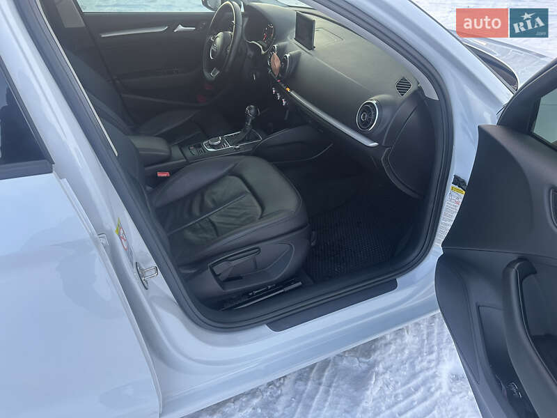Седан Audi A3 2014 в Києві