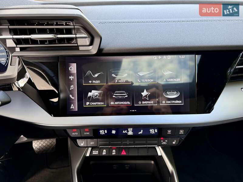 Седан Audi A3 2022 в Дніпрі