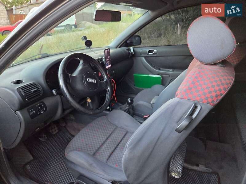 Хэтчбек Audi A3 1996 в Харькове