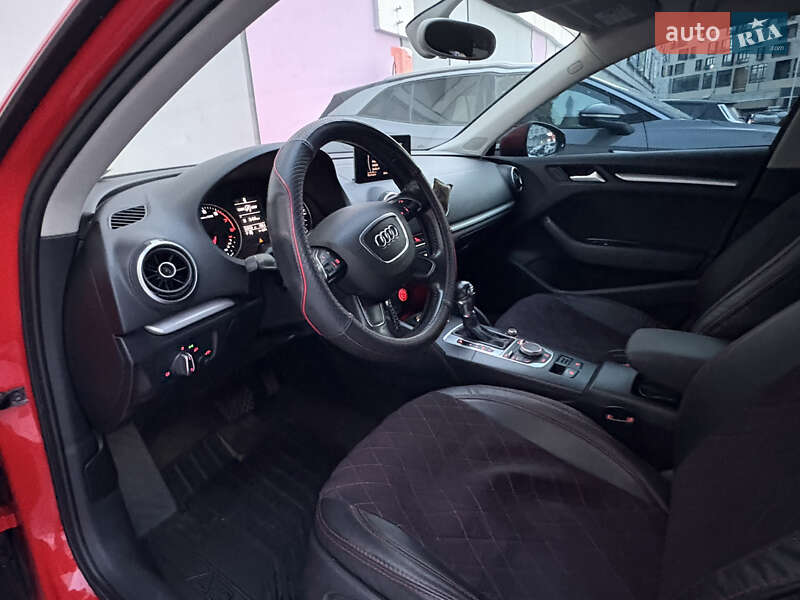 Хетчбек Audi A3 2013 в Києві