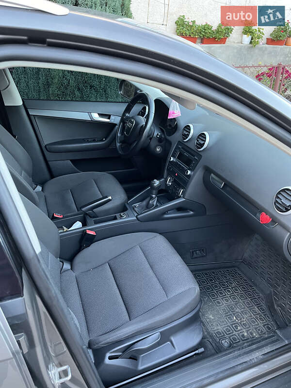 Хетчбек Audi A3 2012 в Долині