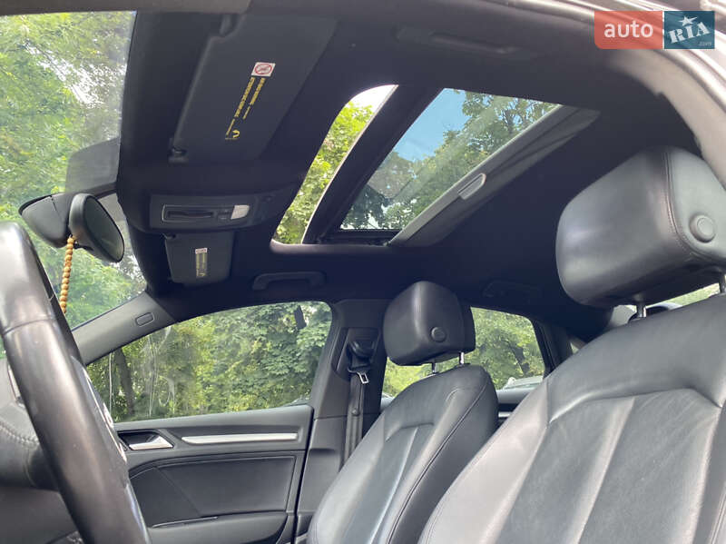 Седан Audi A3 2015 в Киеве