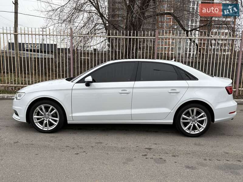 Седан Audi A3 2015 в Днепре фото 7 Седан Audi A3 2015 в Днепре