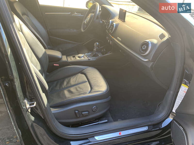 Седан Audi A3 2014 в Киеве