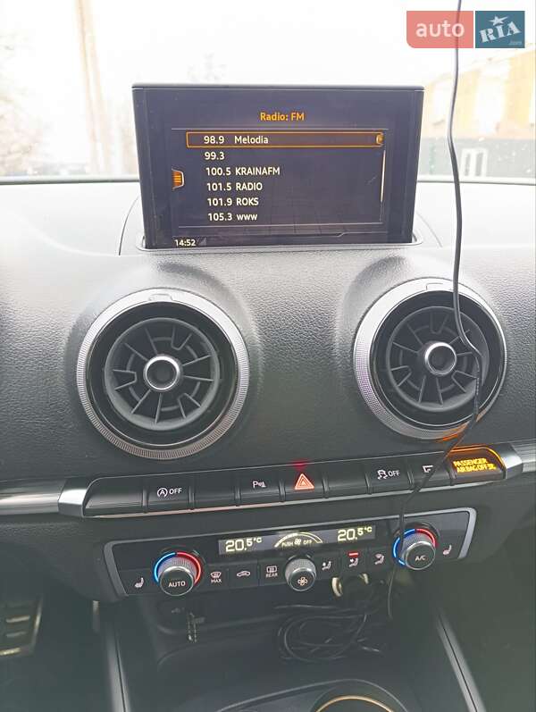 Седан Audi A3 2018 в Кропивницком