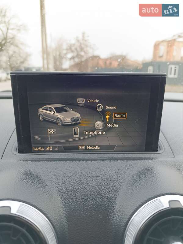 Седан Audi A3 2018 в Кропивницком