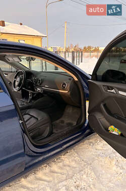 Седан Audi A3 2014 в Львове