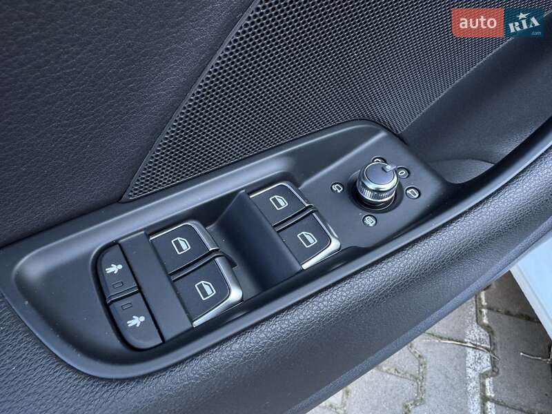 Седан Audi A3 2016 в Одессе