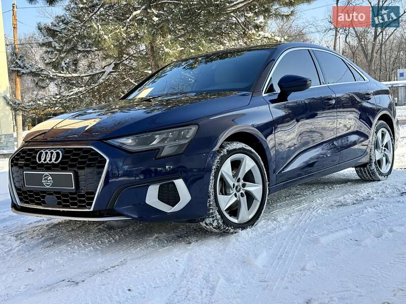 Седан Audi A3 2022 в Днепре