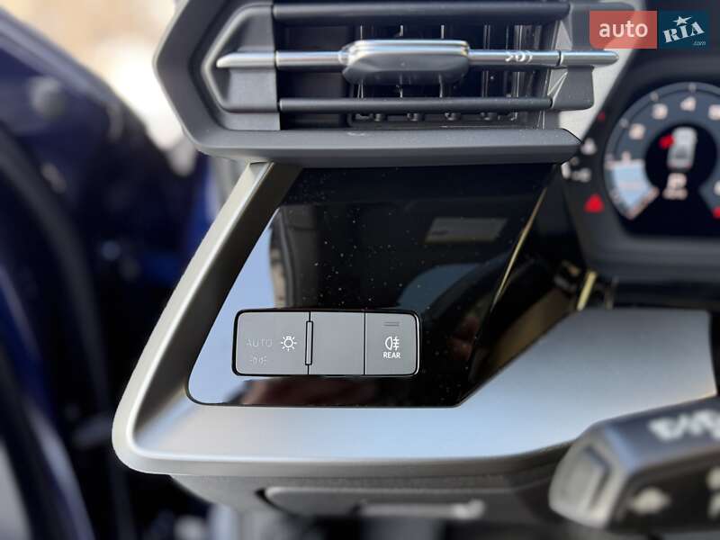 Седан Audi A3 2022 в Днепре