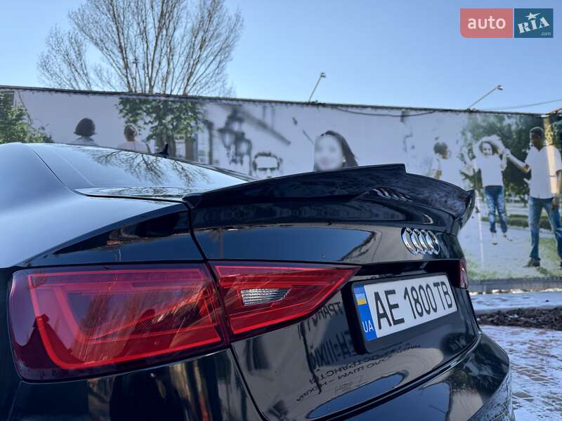 Седан Audi A3 2016 в Одессе