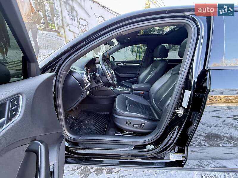 Седан Audi A3 2016 в Одессе