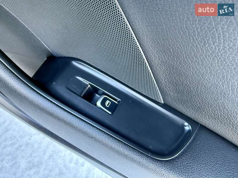 Седан Audi A3 2016 в Одессе