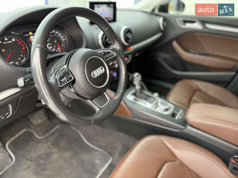 Седан Audi A3 2016 в Харькове
