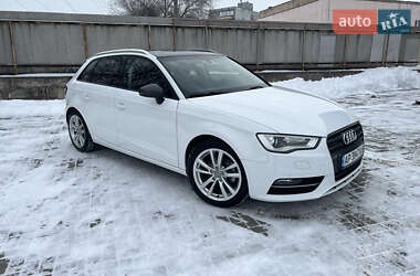 Хэтчбек Audi A3 2016 в Запорожье