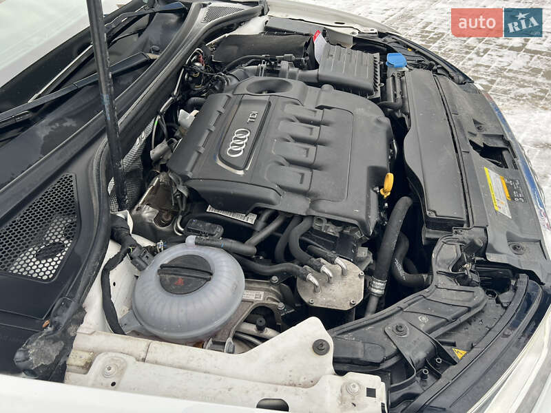 Хэтчбек Audi A3 2016 в Запорожье