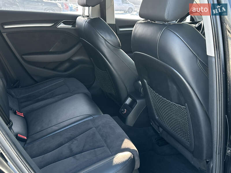 Хетчбек Audi A3 2016 в Києві