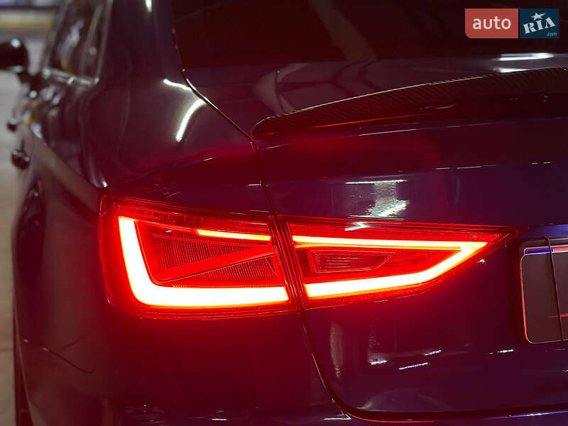 Седан Audi A3 2014 в Днепре