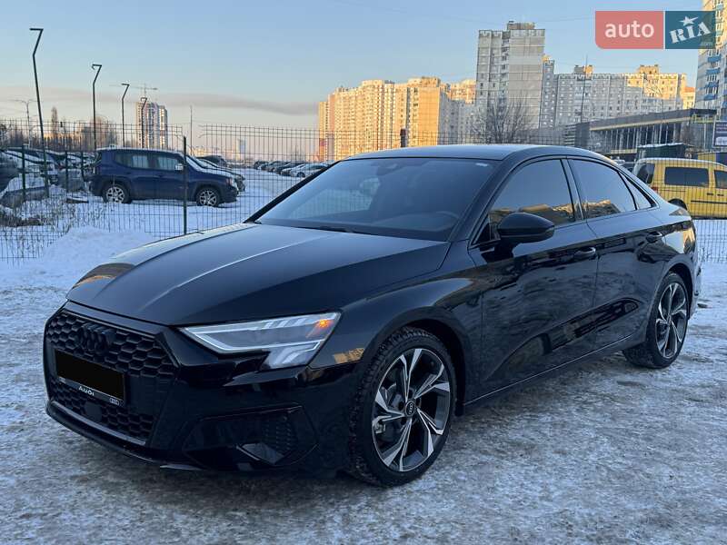 Седан Audi A3 2023 в Киеве