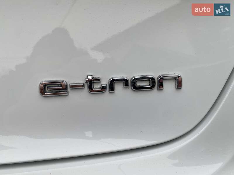 Хэтчбек Audi A3 2017 в Ровно