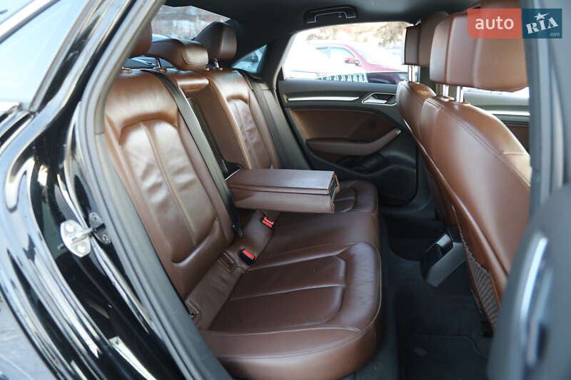 Седан Audi A3 2014 в Харкові