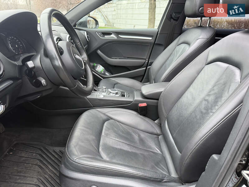 Седан Audi A3 2015 в Києві