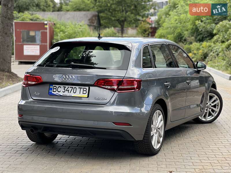 Хетчбек Audi A3 2019 в Львові