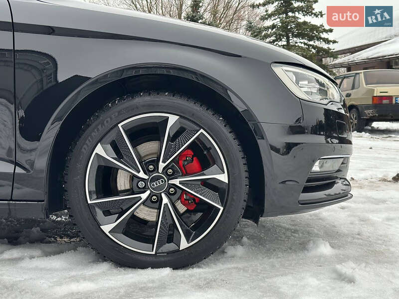 Седан Audi A3 2015 в Киеве