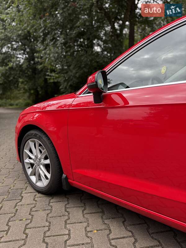 Хетчбек Audi A3 2014 в Гадячі