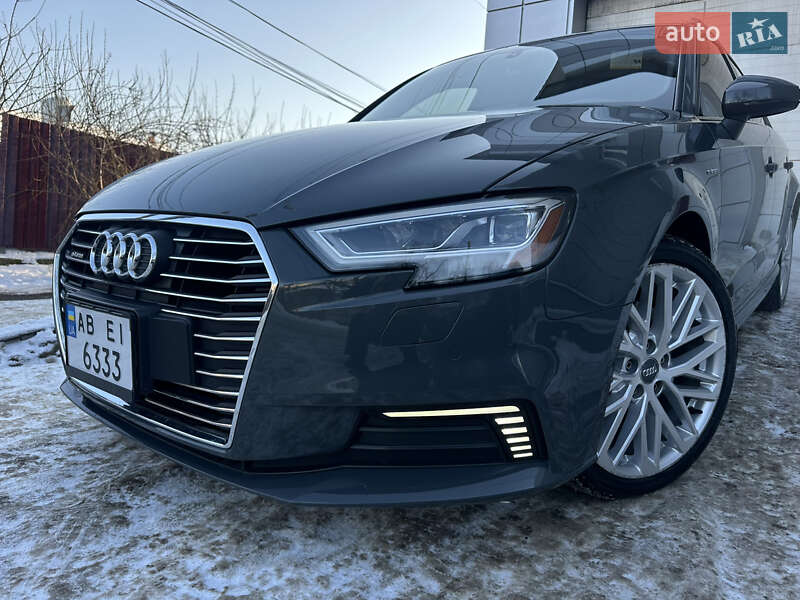Хэтчбек Audi A3 2018 в Виннице фото 24 Хэтчбек Audi A3 2018 в Виннице